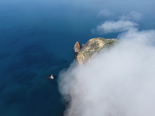 抽象的な空中自然夏海日没海と空の背景澄んだ水面に小さな波