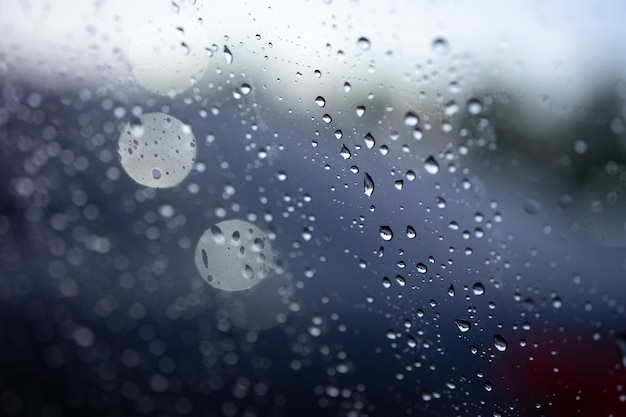 写真 抽象的なぼやけた雨