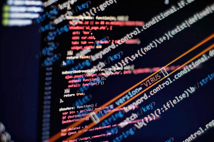 Photo abstract computer script about big data and blockchain database. software developer programming code. mining cryptocurrency process program on display pc. using software.