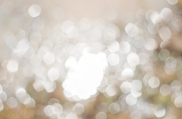 Photo abstract defocused lights bokeh as water background