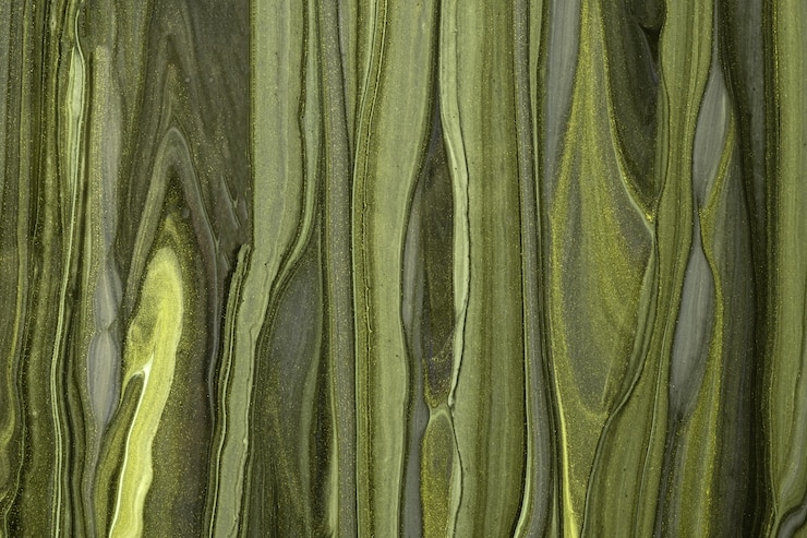 Photo abstract fluid art background dark green and olive colors. liquid marble. acrylic painting on canvas with khaki gradient. watercolor backdrop with wavy glitter pattern. stone section.
