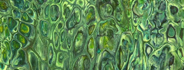 Astratto fluido o liquido arte sfondo verde scuro e colori oliva pittura acrilica con sfumatura kaki e spruzzi