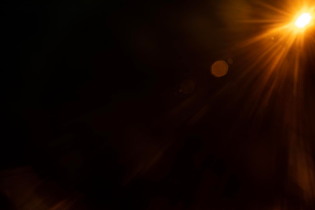 黒の抽象的な自然な太陽のフレア