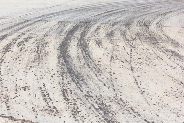 写真 タイヤのトラックと抽象的な道路の背景