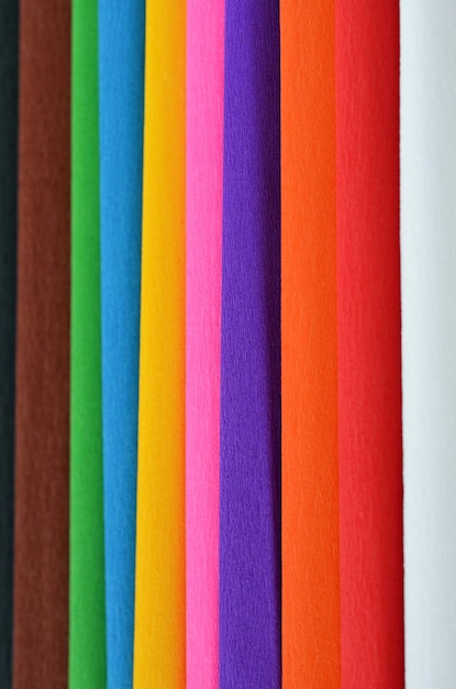 Абстрактный вертикальный фон дизайн красочные бумажные рулоны