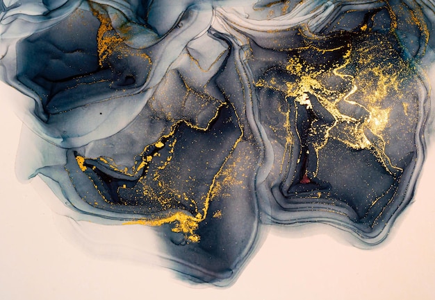 Abstracte blauwe heldere glanzende kleur vloeibare achtergrond, hand getekende alcohol schilderij met gouden strepen, vloeibare inkt techniek textuur voor hoge resolutie achtergrond ontwerp