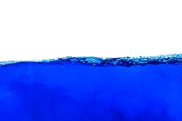 Abstracte blauwe kleur waterspatten geïsoleerd op witte schone backgroundwater splash en waterdruppel