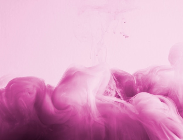 Foto abstracte dichte roze wolk van nevel in roze