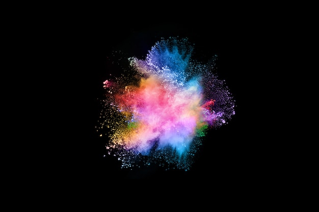 abstracte gekleurde stofexplosie op een zwarte achtergrond.