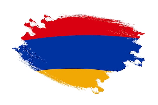 Abstracte slagpenseel getextureerde nationale vlag van Armenië op geïsoleerde witte achtergrond
