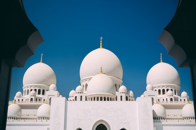 Abu Dhabi grand Mosque