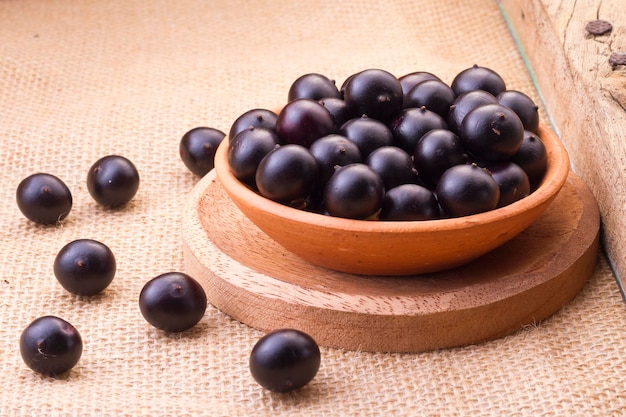 Acai fruit fruit of Amazonian origin are attributed many medicinal properties