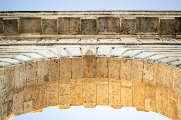 Foto accesso dal ponte al lago pubblico di bordeaux