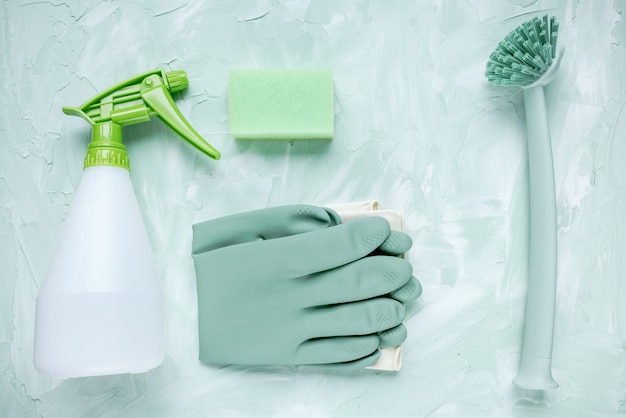 Accessories for cleaning kitchen and gloves