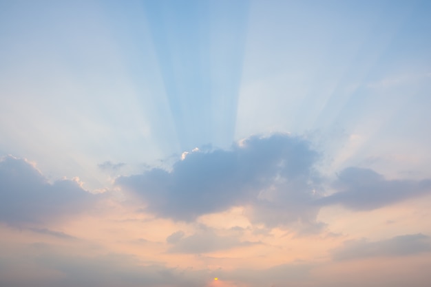 Achtergrond van lucht en wolken