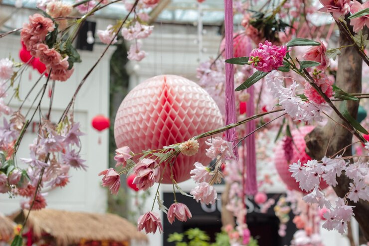 Foto achtergrond van veel bloemen rose pierre de ronsard voor valentijnsdag of bruiloft