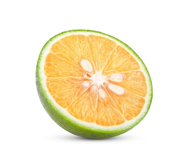 白い背景に分離された無酸オレンジ