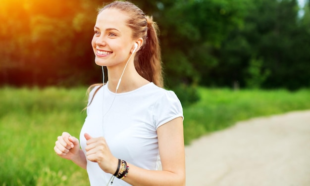 Actieve activiteit volwassen atleet atletische herfst Kaukasisch