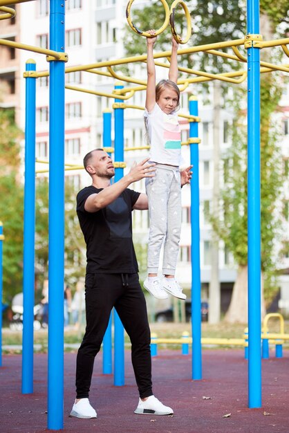 Actieve familietijd in de buitengym