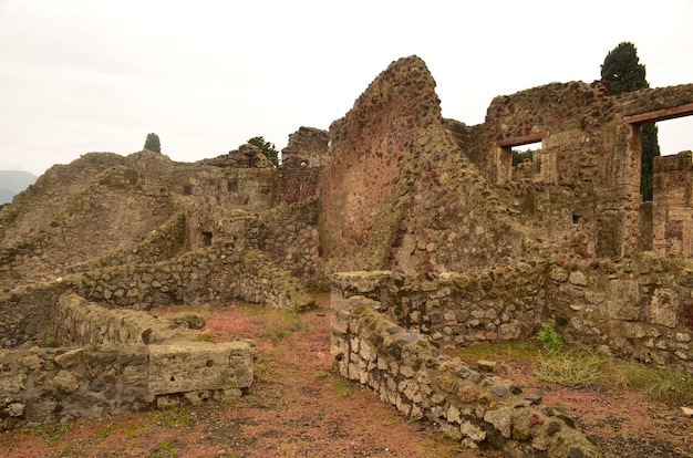 Adembenemend steenwerk op deze oude Romeinse gebouwen