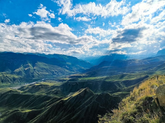 Adembenemend uitzicht op de bergen in Dagestan Kaukasus Rusland 2021