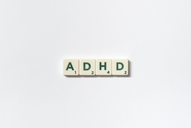 사진 스크램블 블록으로 형성된 adhd