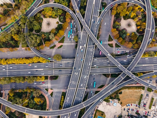 写真 空中都市高架道路と建築景観