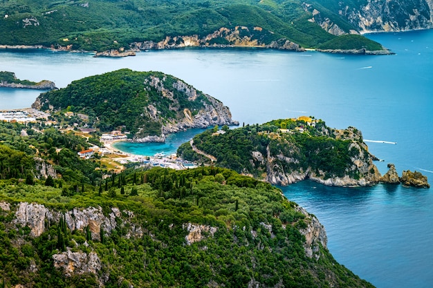 ギリシャの島々の空中パノラマビュー