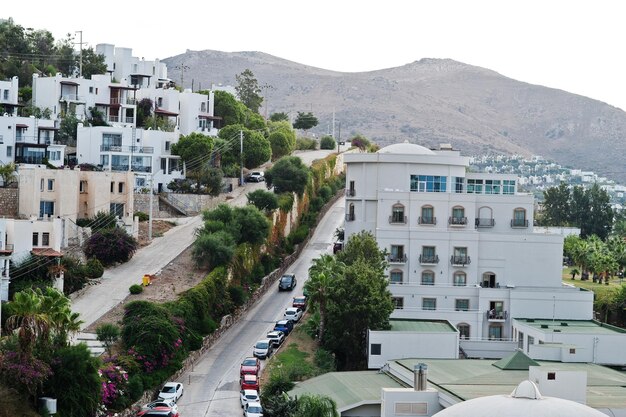 Antenna di parcheggio auto nella località di bodrum turchia