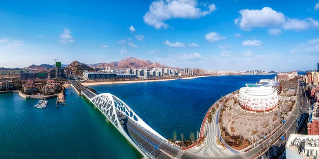 青島西海岸の都市景観パノラマの航空写真