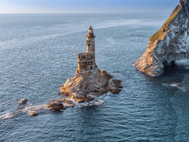 Photo aerial view the abandoned lighthouse aniva in sakhalin islandrussia