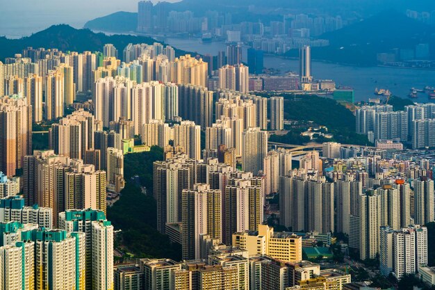 Photo aerial view of buildings in city