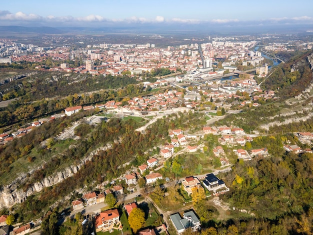 Photo aerial view of center of town of lovech bulgaria