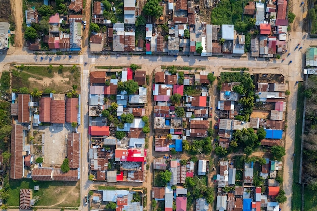 Veduta aerea della città di pucallpa, capoluogo della provincia di ucayali