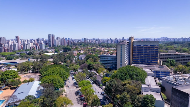 Aerial view of the city of Sao Paulo, Brazil.
In the neighborhood of Vila Clementino, Jabaquara.