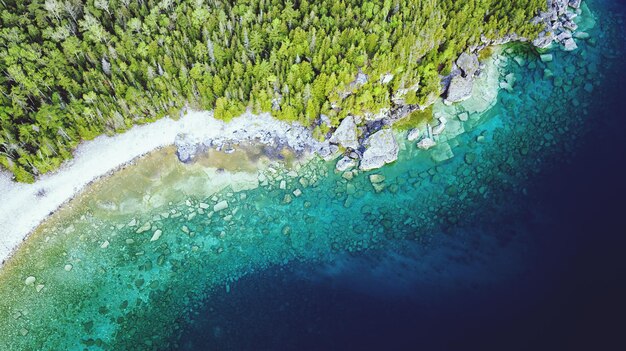 Foto vista aerea della costa