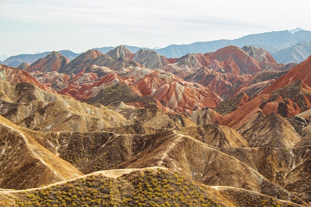 Zhangye Danxia Geopark 중국의 다채로운 산의 항공 보기