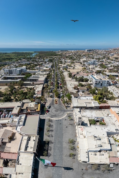 Foto vista aerea del centro di plaza mijares in una giornata di sole a san josé del cabo, bcs, messico