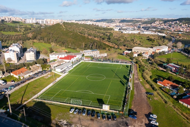 Вид с воздуха на футбольное поле