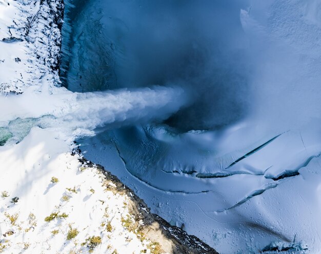 Photo aerial view of frozen water