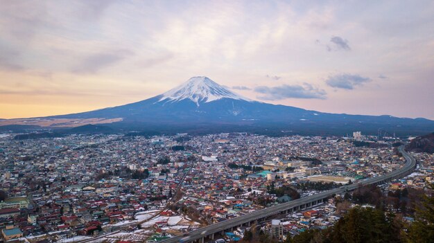 Vista aerea della montagna di fuji, giappone