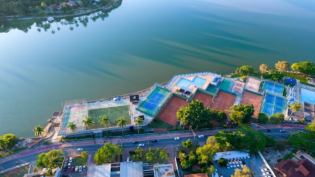 Minas Gerais Belo Horizonte의 Lagoa da Pampulha의 항공 보기