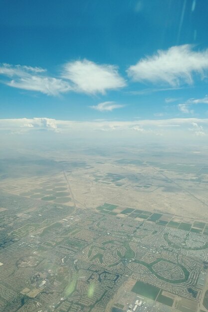 Foto veduta aerea del paesaggio contro il cielo