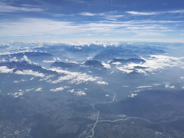 山脈の空中写真