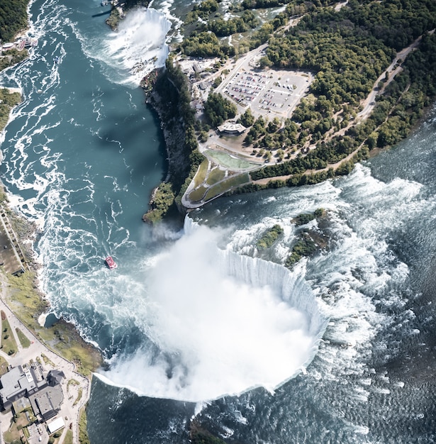 Aerial view of Niagara waterfall in the Summer