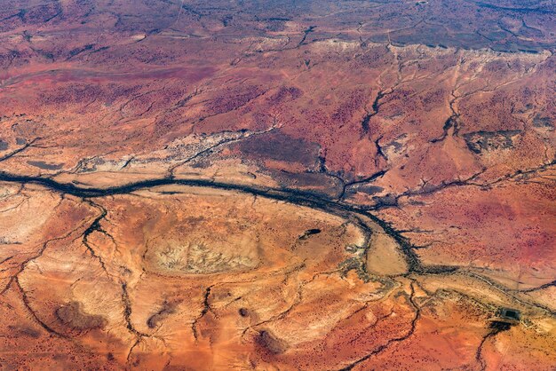 写真 砂漠の空中写真