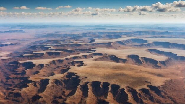 写真 砂漠 の 高原 の 空中 景色