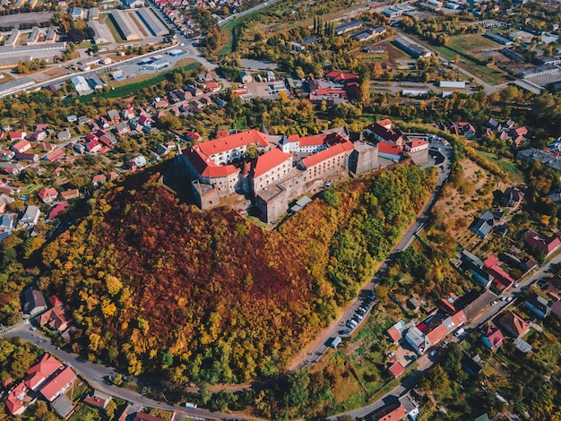 Photo aerial view of palanok castle autumn season