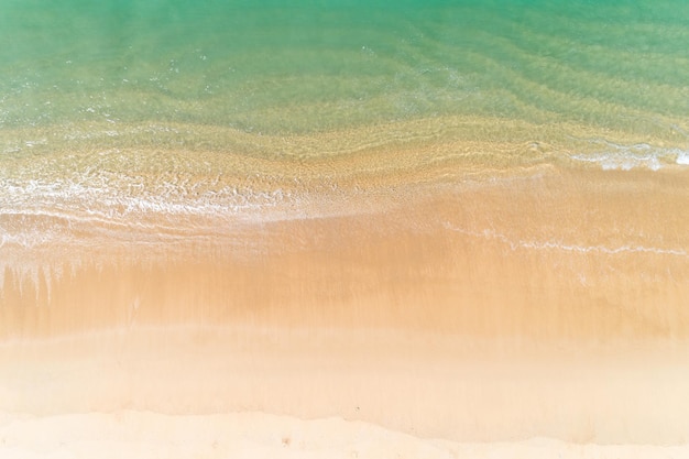 海の空中写真