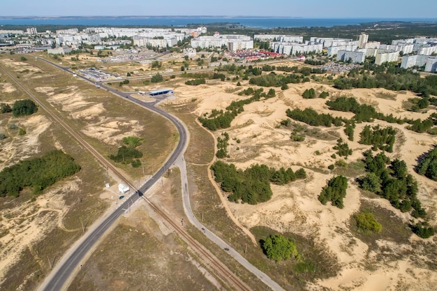 Veduta aerea della città energodar ucraina la città satellite della centrale più atomica d'europa fotografia aerea